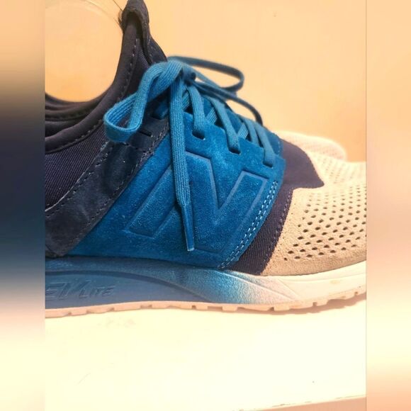 New Balance 247 Revlite Blue/Blk/White Suede Sneakers SZ.9.5 Mens Ret.$147 EUC! - Picture 5 of 10